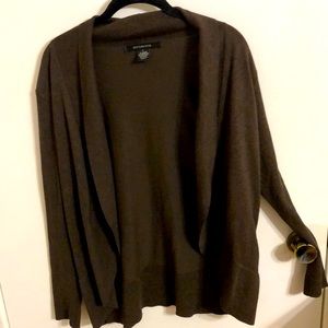 Ladies 89th & Madison Cardigan Small